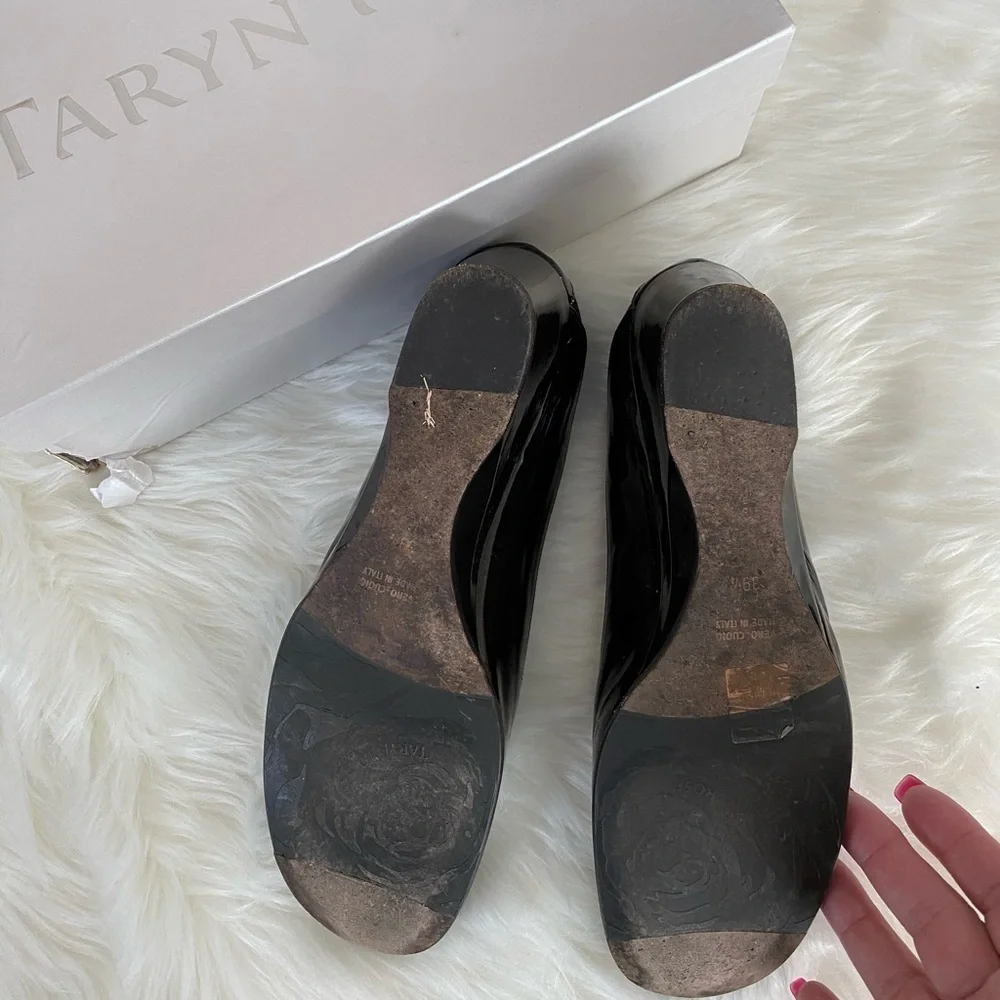 Taryn Rose Anala chocolate patent wedges, Sz. 39.5